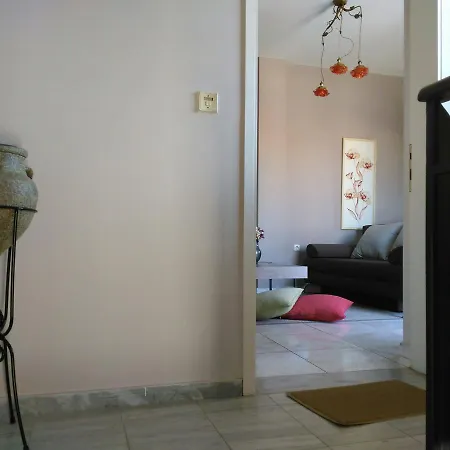 Theanthi * Nauplia